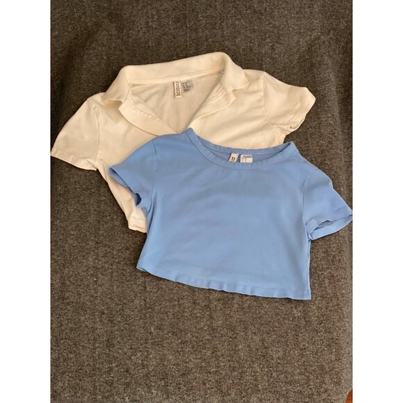 2 H&M Divided SS Crop Top Blue Tee T Shirt & White Crop Top V Neck Collar XS - Picture 1 of 8